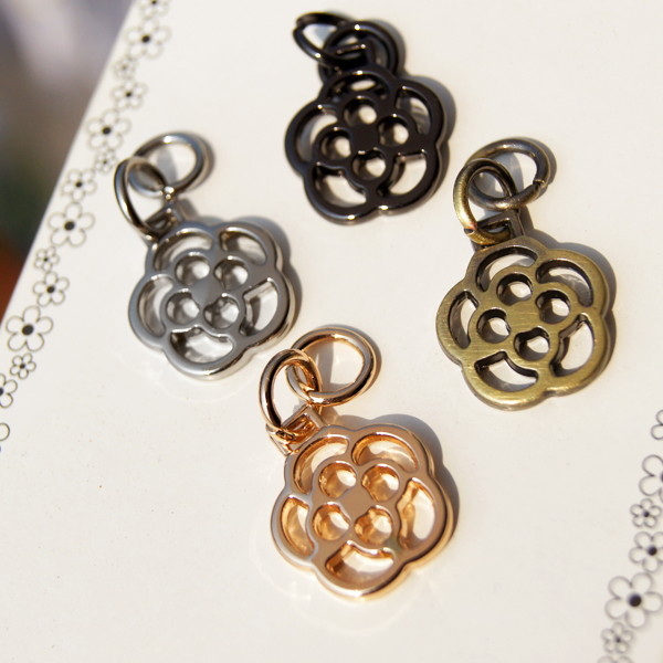 diy镂空合金吊坠加厚山茶花