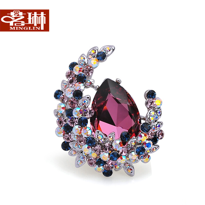Broche femme en cristal autrichien - Ref 1187771 Image 1