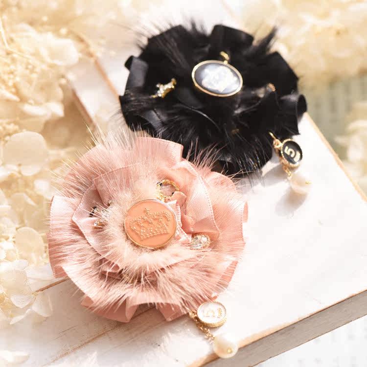 Broche femme en autre - Ref 1187683 Image 1