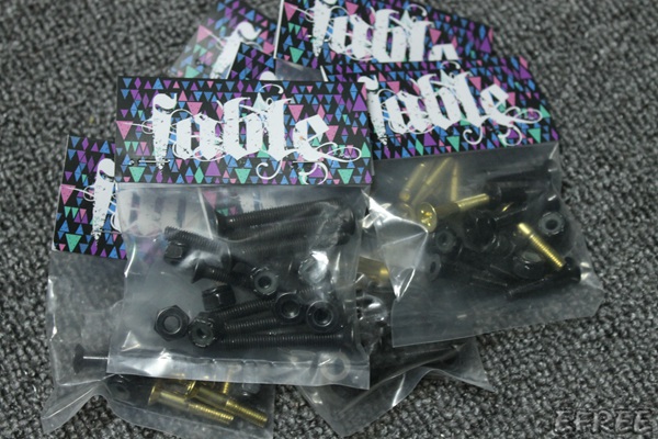 Planche à roulettes FABLE - Ref 2597611 Image 1