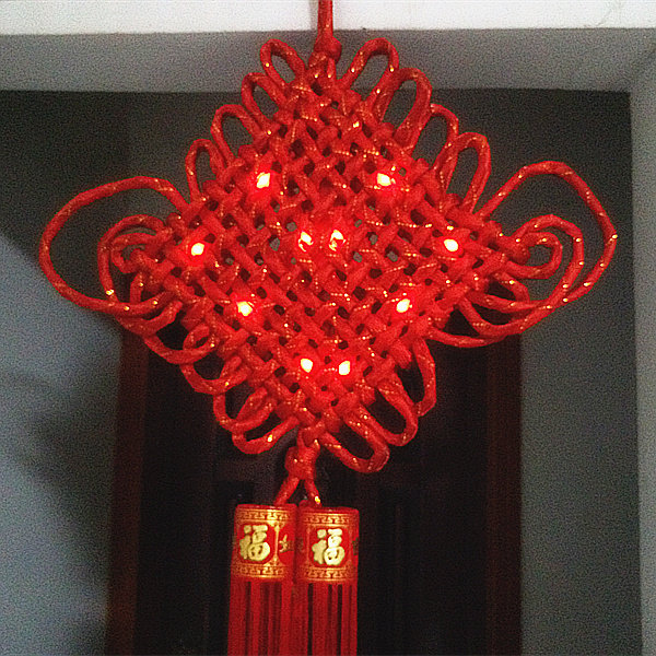 新款发光带灯中国结特色家庭装饰舞蹈道具中国结红红的中国结