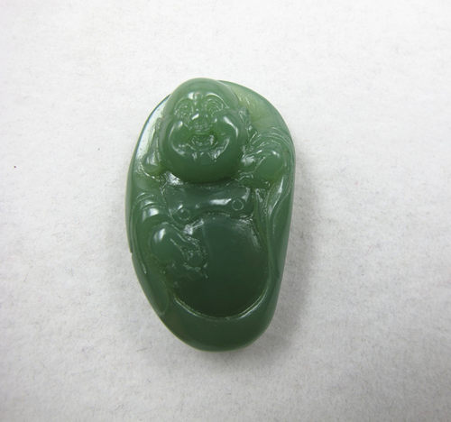 和田玉挂件俄料阳绿吊坠