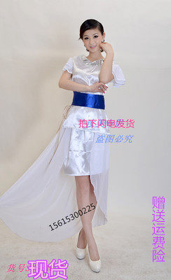 舞蹈服民族风表演女歌手玉生烟