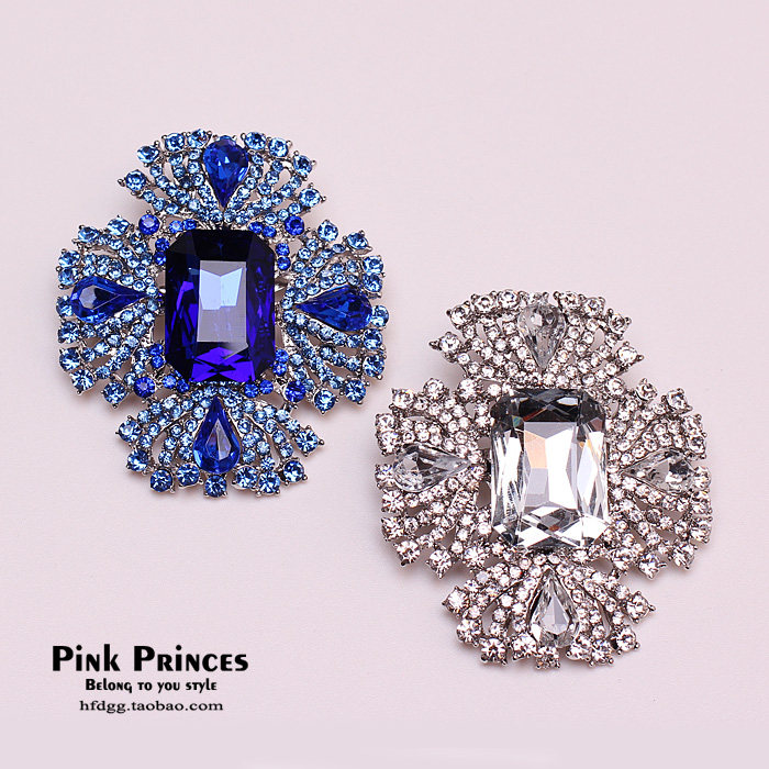 Broche femme en cristal artificiel - Ref 1174566 Image 1