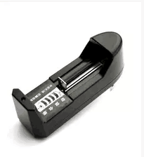 18650锂电池充电器单槽强光手电筒智能充电器14500座充16340