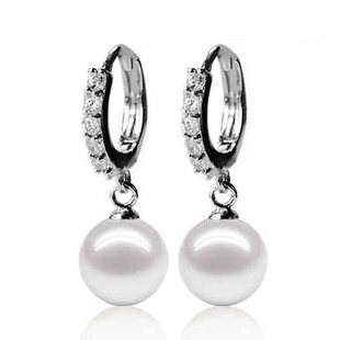 淡水母贝珍珠耳环耳钉耳饰 北海海水珍珠耳坠 925银托镶钻耳圈