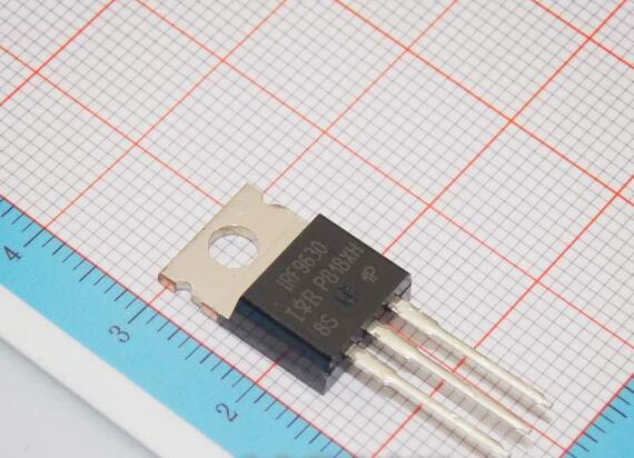 IRF9630PBF IRF9630 TO-220 场效应管 200V 4A 原装