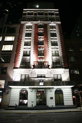 6 Columbus - A Sixty Hotel