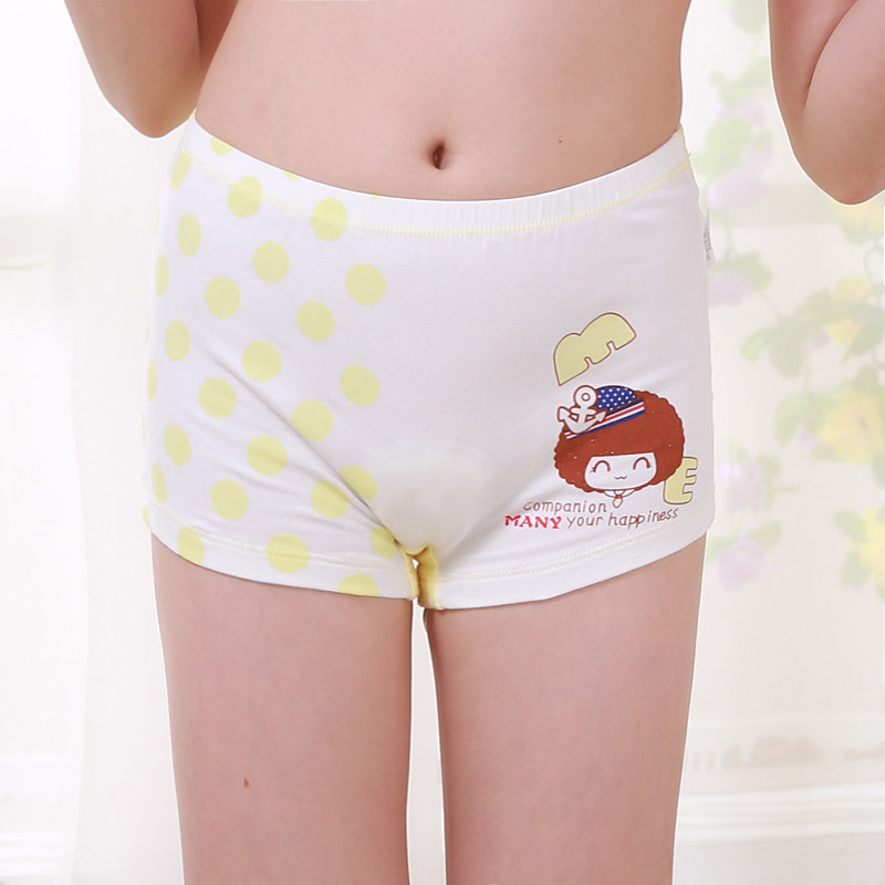Pupils' underwear girl Xia 12-13 years old 2017 underwear bottom pants pure cotton big boy four angle flat angle development period