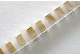 105C16V1UF贴片钽电容