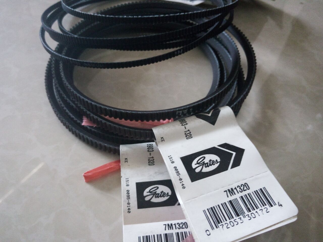 4/7M1550JB广角带盖茨PU联组带