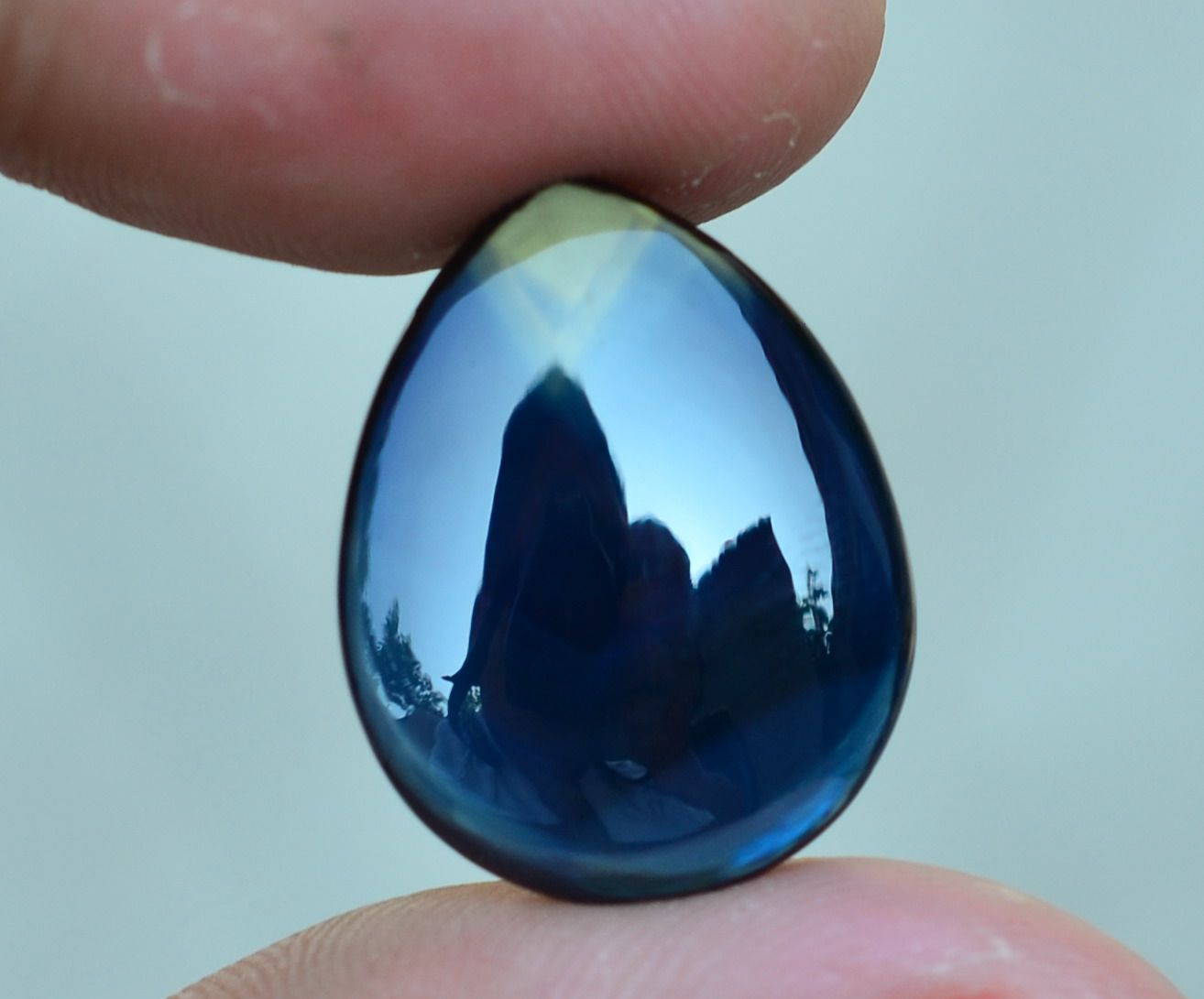 天然山东彩色蓝宝石水滴裸石 奇异彩色素面蓝宝石16.8ct 超值特惠
