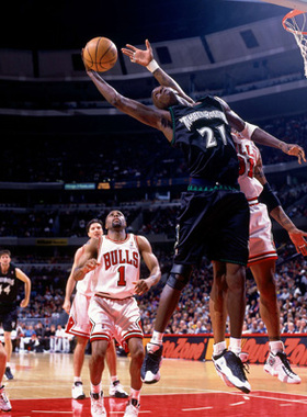 凯文·加内特海报定制NBA篮球全明星球星房间装饰画挂画U3112B