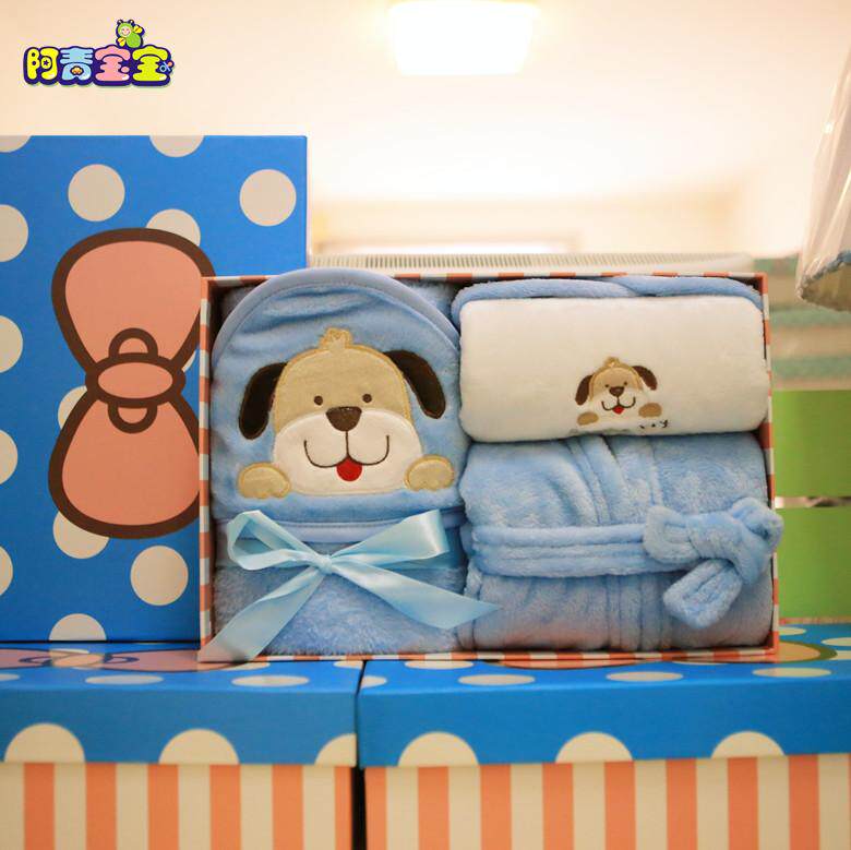 Coffret cadeau pour nouveau-né - vêtements - Ref 1955029 Image 1