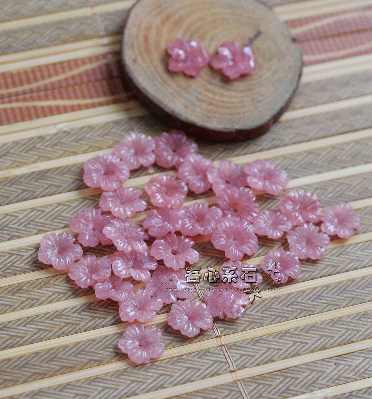 【系石苑】DIY散珠项链戒指耳钉配件天然红纹石手工雕刻小花花