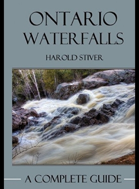 【预售】Ontario's Waterfalls (B&w)