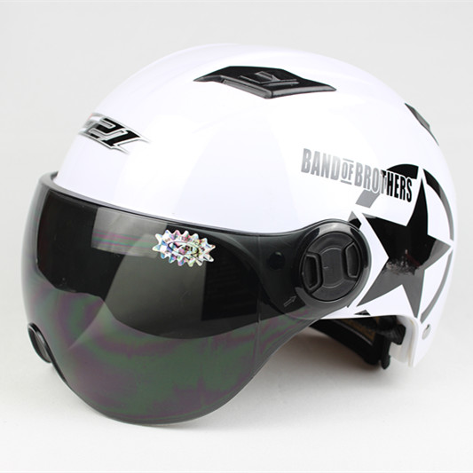 哈雷电动车头盔 男女士可爱夏天安全帽 电动机车轻便式韩版 超帅