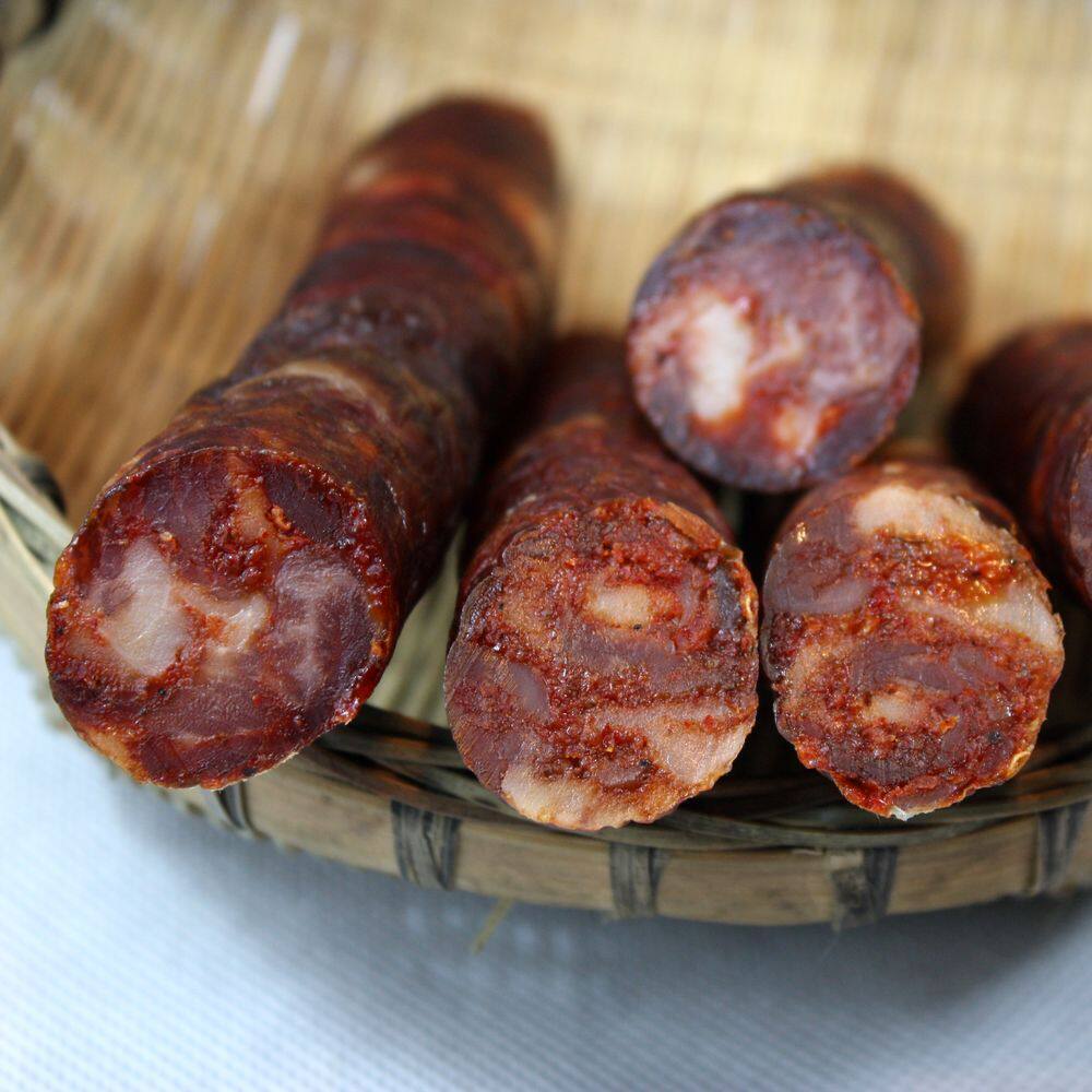 2袋包邮 滇味云南玉溪华宁麻辣香肠300g非烟熏大粒花椒腊肠土特产