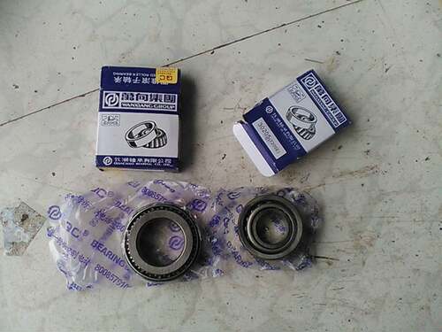 长城金杯黄海福迪海格江淮吉奥财运皮卡前轮毂轴承后桥轮半轴轴承