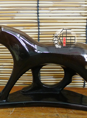 动物豹子抽象摆件