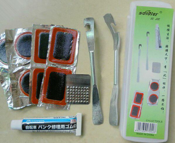 Kit de réparation vélo - Ref 2317001 Image 1