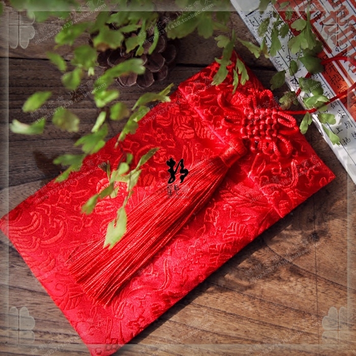 Chinese style MAK gules Brocade tassels Chinese knot Covered currency Mobile phone bag Jewellery smart cover Red envelope Blessing bagin the Festive supplies/Gift , Red envelope/Packets  category - from Buy2taobao.com to provide professional Taobao agent buy service