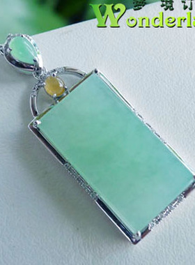 天然A货淡苹果绿色冰种满色方牌无事牌翡翠吊坠项链18K金镶玉现货