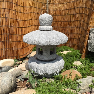 石雕仿古石灯笼庭院日式户外园林景观装饰照明草坪青石地灯塔摆件