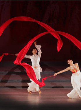 新款红绸带扭秧歌彩带飘带带棒大红绸子盛世鸿姿舞蹈彩绸腰鼓绸带