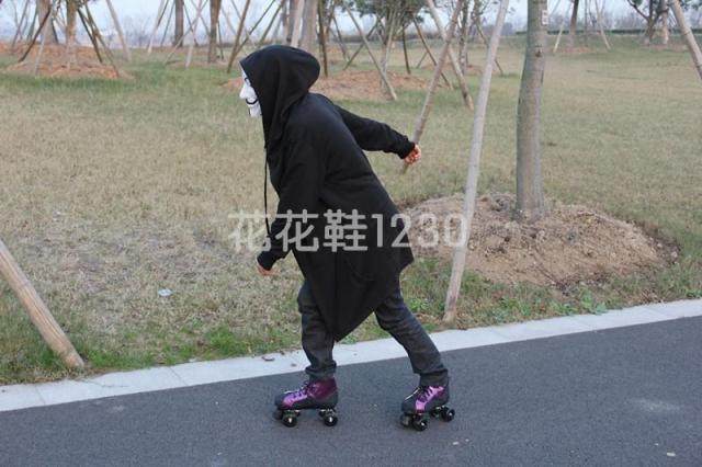 Patins à roulettes - Ref 2585020 Image 1