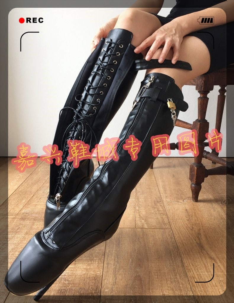 黑色哑光仿皮材料芭皮带带锁芭蕾舞蹈高筒女靴长靴靴子 BLZ1601b