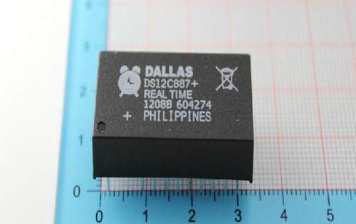 DS12C887 12C887 时钟电路/时钟/计时 - 实时时钟 DIP-24