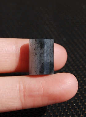 10mm勒子顶珠挂坠新疆和田玉籽料