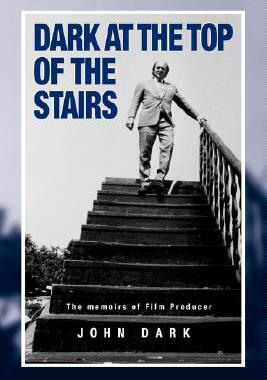 【预售】Dark at the Top of the Stairs - Memoirs of a F...