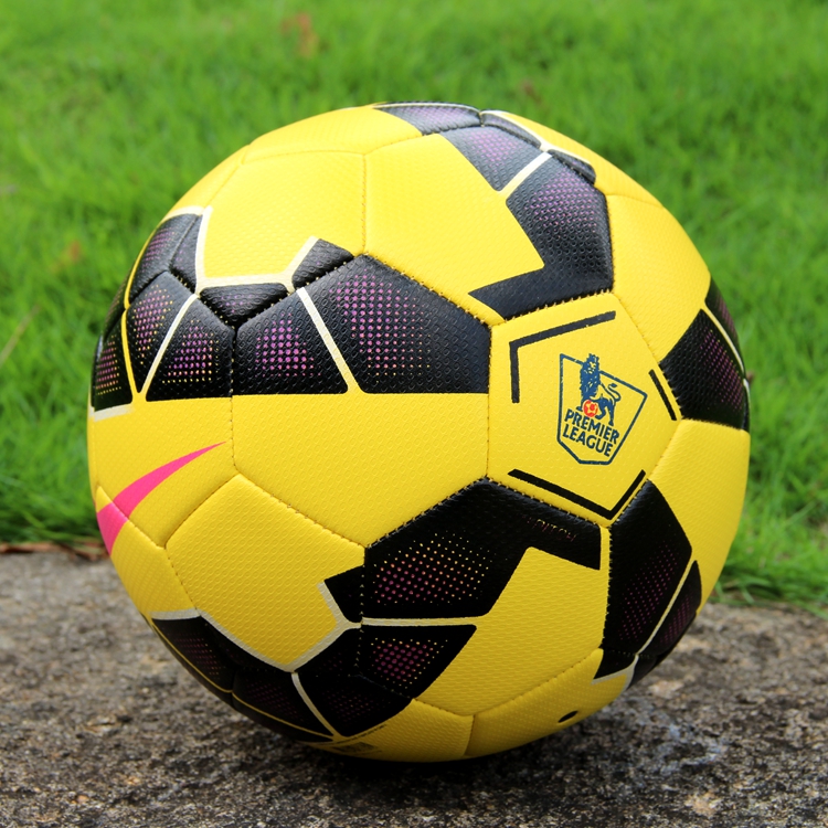 Ballon de foot - Ref 7599 Image 1