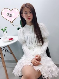 ALUONLINESHOP 精致钩花蕾丝半身裙短裙女春夏甜美系百搭A字裙子