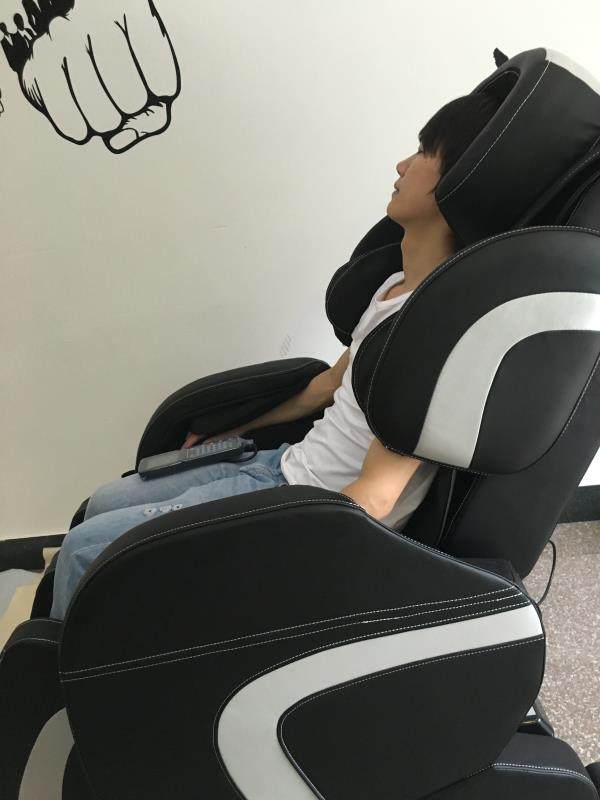 茗振 MZ-128Q1 家用多功能 全自动全身按摩椅 豪华太空舱按摩椅 天猫优惠券折后￥2480送货入户史低（￥3480-1000）