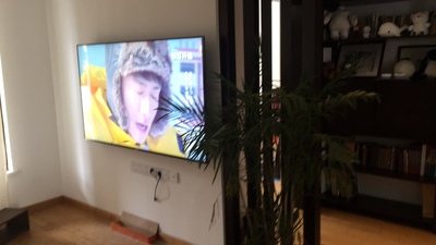 电视夏普70MY6150A和海信HZ70E3D哪个好，差别大不大？