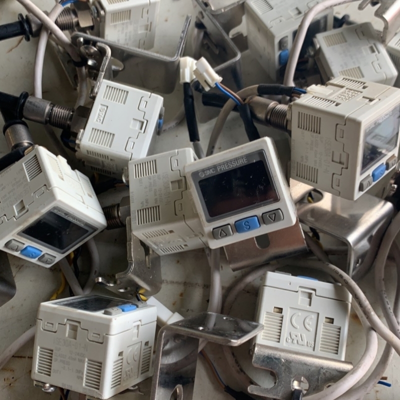 议价SMC负压表ISE30A-01-N十几个，功能包好，欢迎