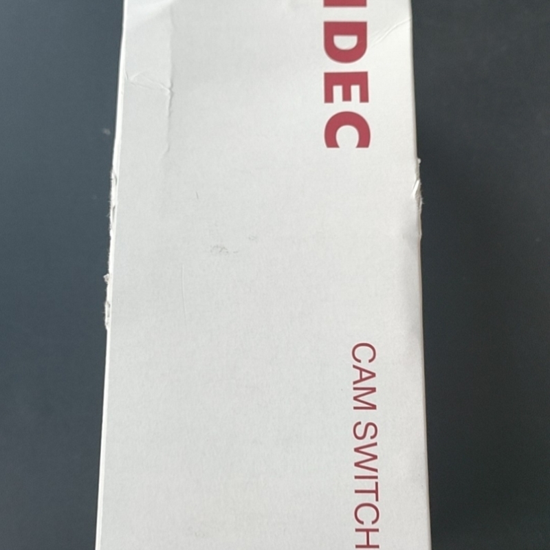 议价和泉开关UCSQO-234-P2B-C2004实物拍摄拍前议价