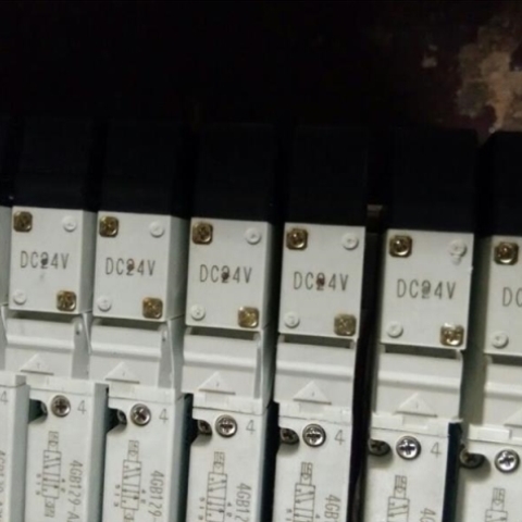 议价新电磁阀 4GA12-E2H ENR4GB12-9E2HH/A2N 4GA1209-E2 DC24V