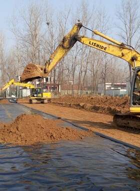 鱼塘防渗膜防水布土工膜鱼池藕池蓄水池防L漏养殖加厚黑色塑料薄