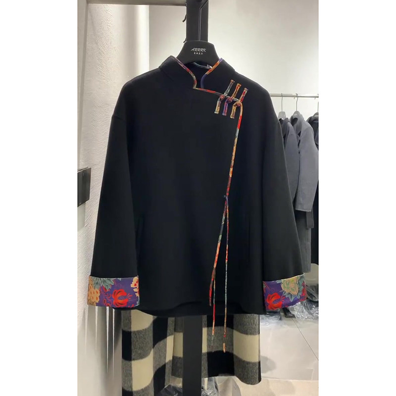 新中式轻国风高级感超好看大衣富家千金黑色盘扣斗篷毛呢外套女冬,女装/女士精品,常规大码外套,淘宝优惠券,粉丝福利购,淘宝优惠卷