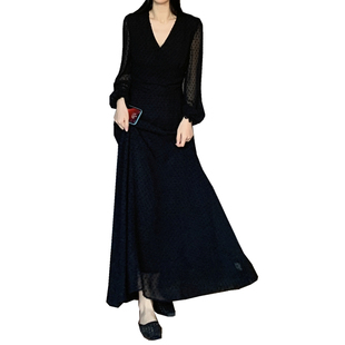 到脚踝的超长款连衣裙 秋冬内搭AV领打底裙 长袖波点收腰拖地长裙