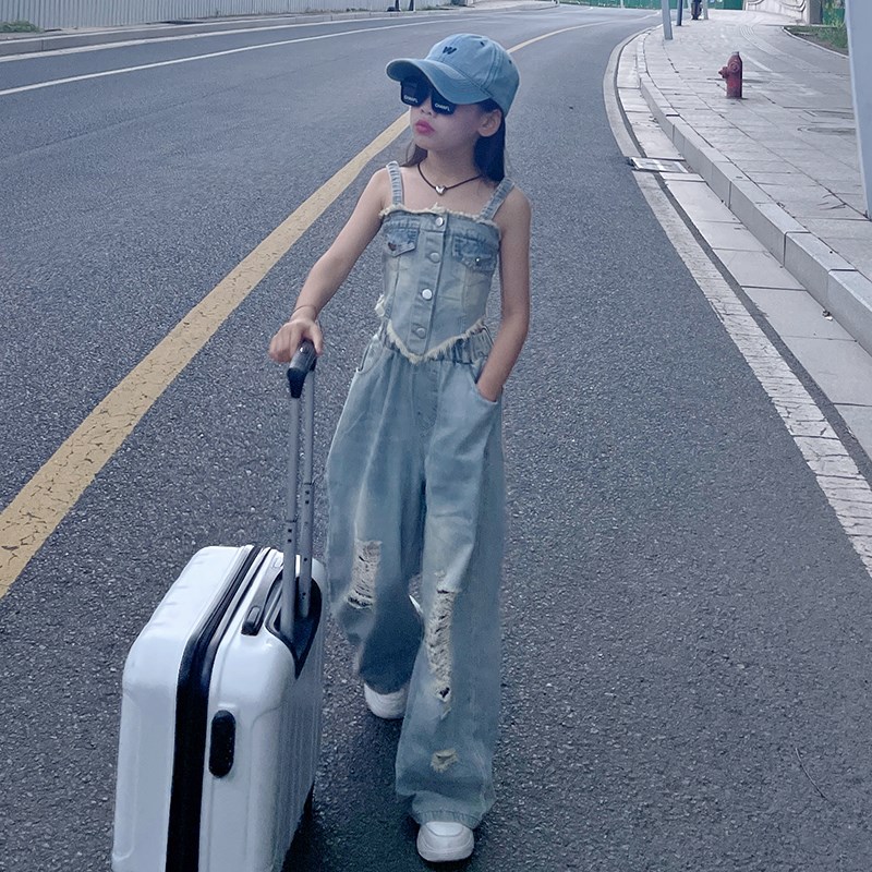 女童辣妹牛仔套装2m024夏款甜酷抹胸上衣+破洞阔腿裤炸街两件套潮