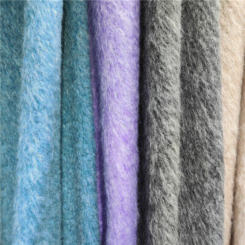 现货针织水波纹马k海毛羊毛大衣面料 690克特种纱毛涤混纺拉毛布