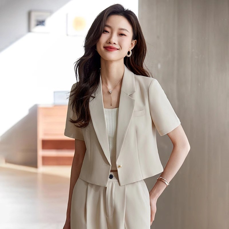 职业西装套装女夏季薄款2024新款高级感短款小个子短袖小西服外套