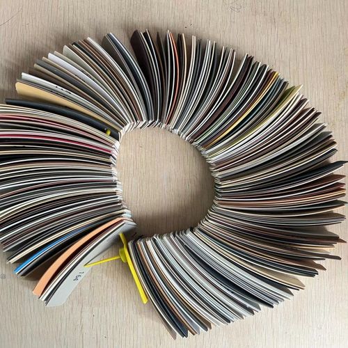 热熔封边条 封边机用PVC封边条包边条加厚带背胶封边条修边同色