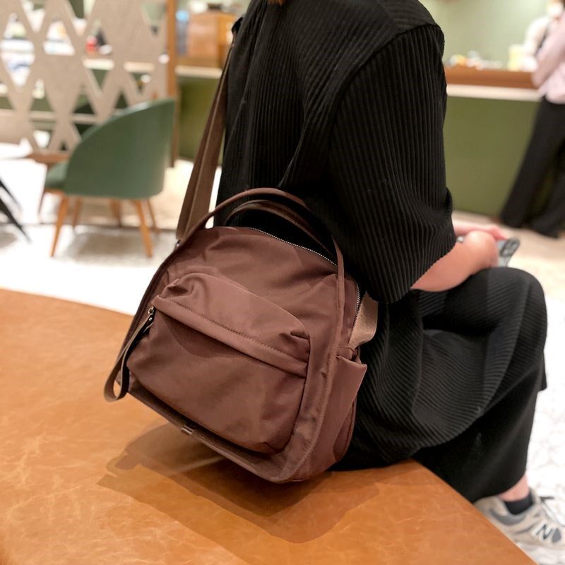 轻便休闲包包女2025新款时尚百搭牛津布女士斜挎包单肩手提包通勤