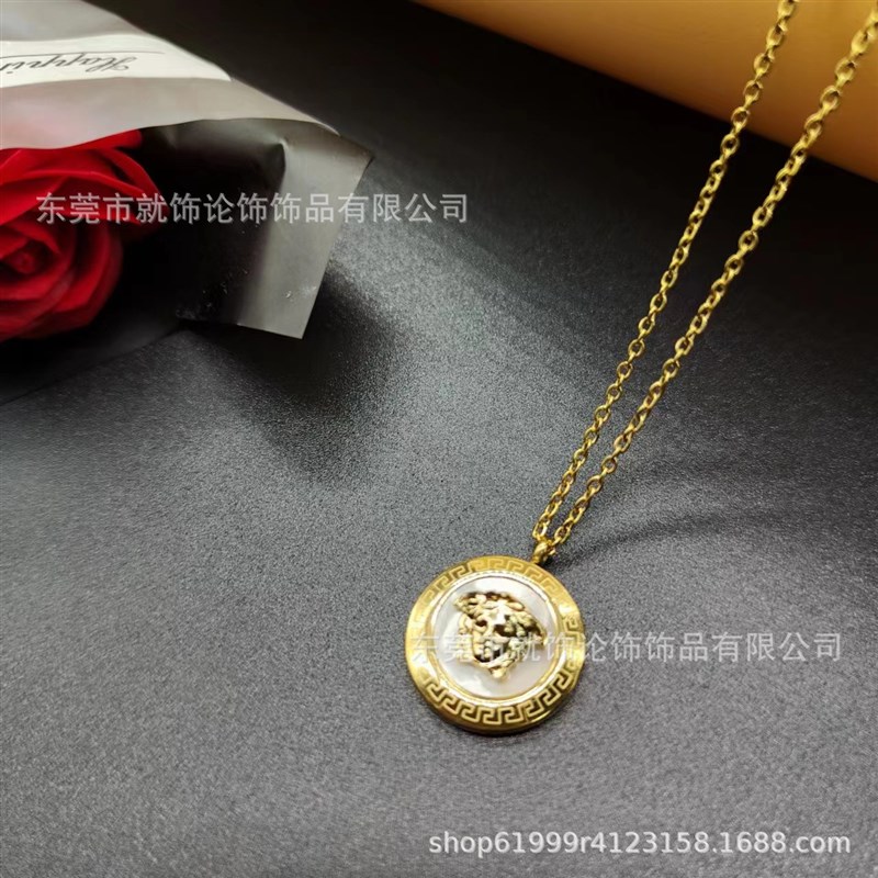 欧美跨境不d锈钢范家项链气质时尚钛钢美人头百搭锁骨链小众设计